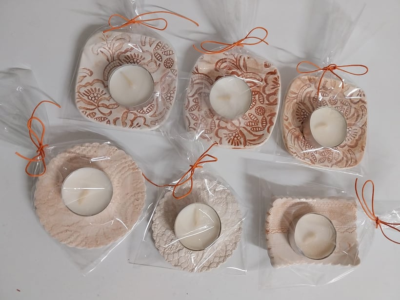 Unikati Nati, Nataša Pezdir, lončarstvo, glineni izdelki, umetniško ustvarjanje, delo z glino, glina